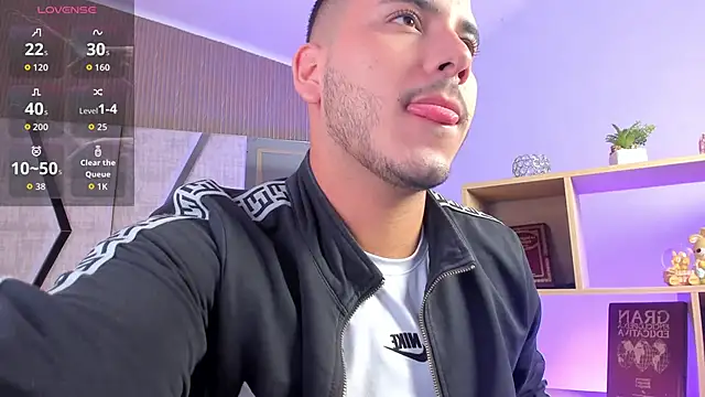 Axel grey  online show from 03/30/26, 12:39