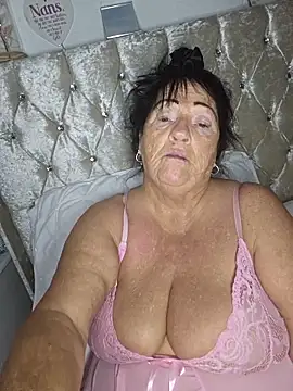 Angeldelightt online show from 11/13/25, 04:28