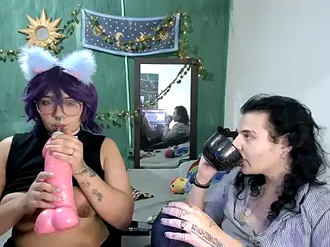 Snapshot of Angel_Duck chatting on 09/14/25, 11:15 Angel Duck online show from 09/14/25, 11:15