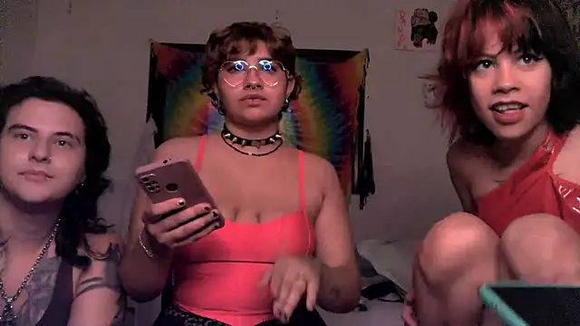 Snapshot of Angel_Duck chatting on 04/24/26, 05:04 Angel Duck online show from 04/24/26, 05:04