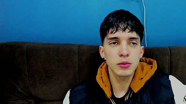 Snapshot of Jheampiiero chatting on 12/18/25, 02:12 Jheampiiero online show from 12/18/25, 02:12