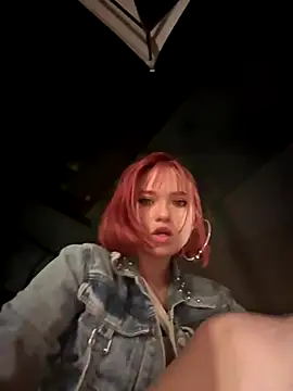 Snapshot of Alysson_LS chatting on 09/16/25, 01:50 Alysson LS online show from 09/16/25, 01:50