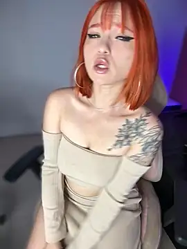 Snapshot of Alysson_LS chatting on 10/23/25, 02:00 Alysson LS online show from 10/23/25, 02:00