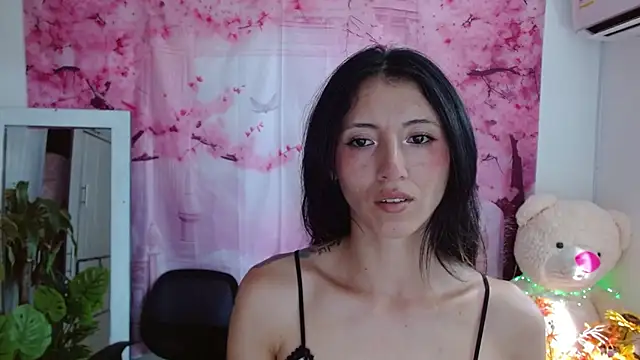 cristal aixa12 online show from 10/24/25, 07:21