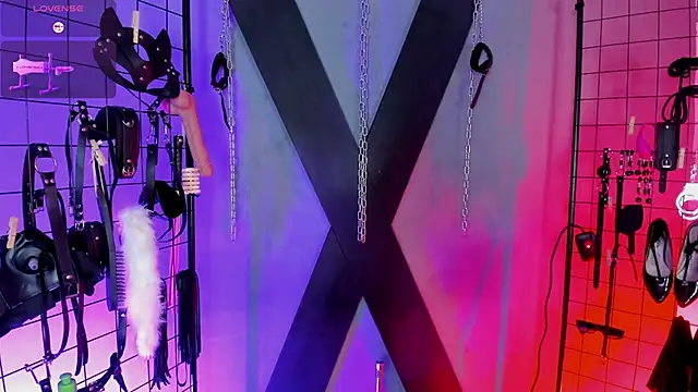VictoryaLiah BDSM online show from 11/11/25, 10:37