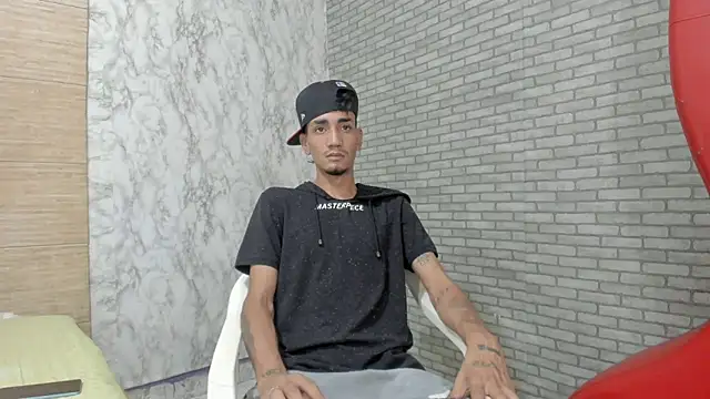 Snapshot of Sexvergon_26 chatting on 11/17/25, 07:52 Sexvergon 26 online show from 11/17/25, 07:52