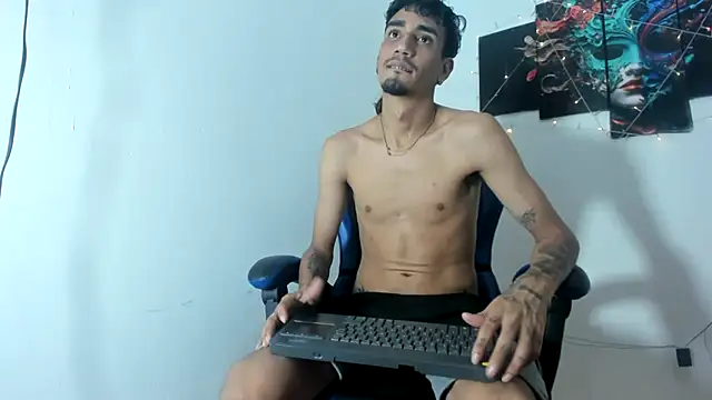 Snapshot of Sexvergon_26 chatting on 04/05/26, 08:17 Sexvergon 26 online show from 04/05/26, 08:17