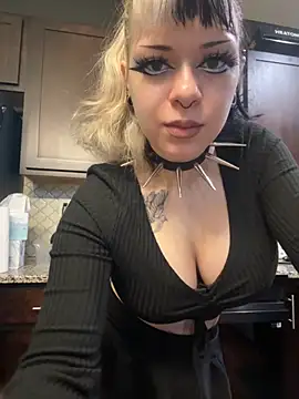 Paige Turner online show from 10/21/25, 07:58