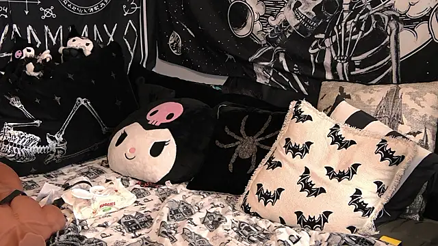 Snapshot of Paige_Turner chatting on 03/02/26, 04:14 Paige Turner online show from 03/02/26, 04:14