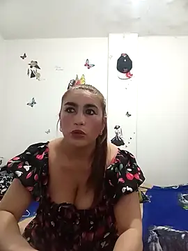 Snapshot of AddyStuart_ chatting on 09/29/25, 03:55 AddyStuart  online show from 09/29/25, 03:55