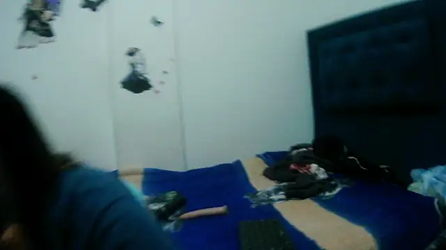 Snapshot of AddyStuart_ chatting on 10/07/25, 01:25 AddyStuart  online show from 10/07/25, 01:25