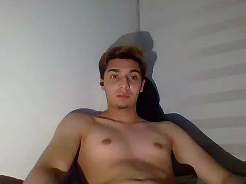 Snapshot of Linkimoli chatting on 04/01/26, 03:40 Linkimoli online show from 04/01/26, 03:40