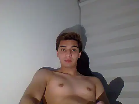 Snapshot of Linkimoli chatting on 04/27/26, 03:26 Linkimoli online show from 04/27/26, 03:26