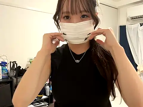 nano-da-u online show from 09/17/25, 03:03