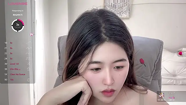 YoYo-1314 online show from 11/13/25, 03:55