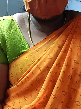 Snapshot of TAMIL_ELAKKIYA chatting on 03/28/26, 10:09 TAMIL ELAKKIYA online show from 03/28/26, 10:09