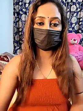 Cute-lusi online show from 10/05/25, 07:56