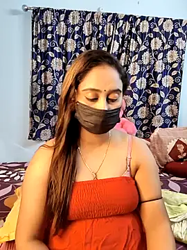 Cute-lusi online show from 10/28/25, 07:05