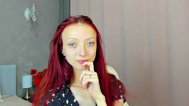 Snapshot of Daria_J chatting on 10/05/25, 04:11 Daria J online show from 10/05/25, 04:11