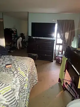 JuicyExxxperience online show from 12/15/25, 02:21