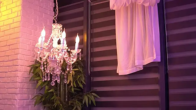 BellaNoirre online show from 09/27/25, 06:02