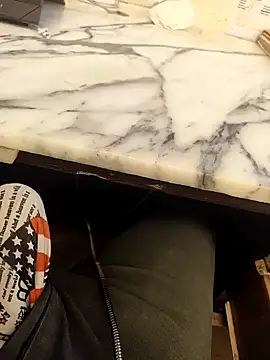 hotboy43339 online show from 02/01/26, 02:43