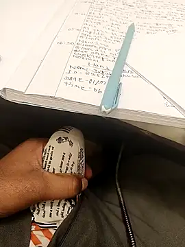 hotboy43339 online show from 02/05/26, 03:00