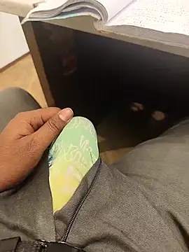 hotboy43339 online show from 02/25/26, 02:54