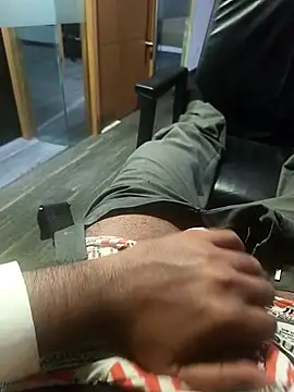 hotboy43339 online show from 03/20/26, 07:41