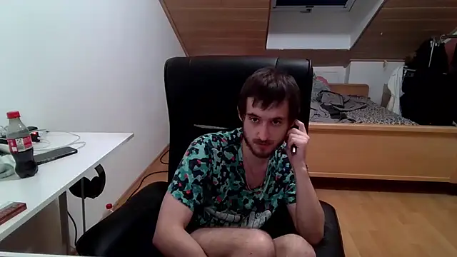 Bez3ybik online show from 12/05/25, 01:14