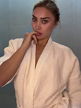 Snapshot of auriangel chatting on 02/07/26, 12:25 auriangel online show from 02/07/26, 12:25