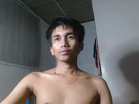 charlie0728 online show from 11/12/25, 12:49