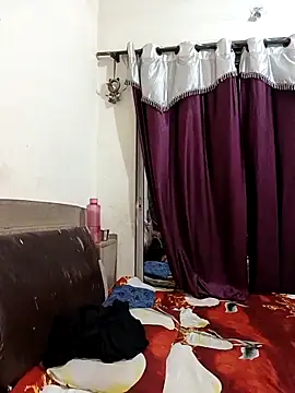 MEERAcle online show from 02/27/26, 04:51