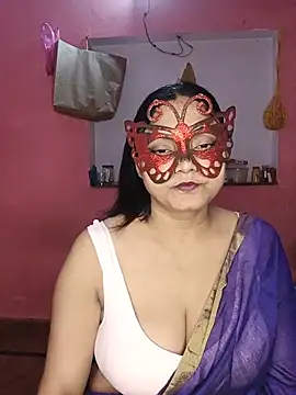 Snapshot of MEERAcle chatting on 06/18/26, 03:16 MEERAcle online show from 06/18/26, 03:16