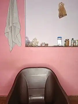 Snapshot of MEERAcle chatting on 07/11/26, 04:04 MEERAcle online show from 07/11/26, 04:04