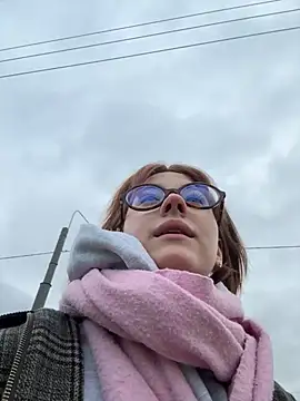 Only April online show from 11/10/25, 11:20