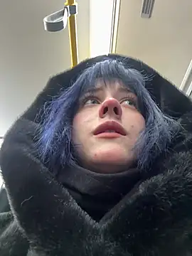 Only April online show from 01/12/26, 06:51