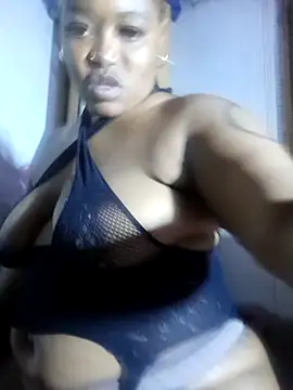 Snapshot of BigAssjuicy26 chatting on 10/29/25, 06:09 BigAssjuicy26 online show from 10/29/25, 06:09