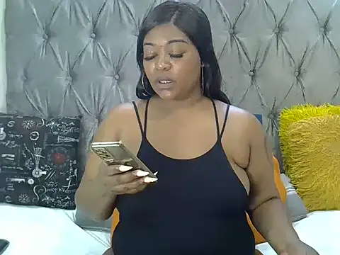 Snapshot of BigAssjuicy26 chatting on 11/06/25, 06:31 BigAssjuicy26 online show from 11/06/25, 06:31