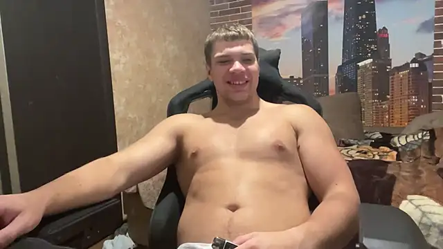 MusclePhantom online show from 10/12/25, 08:19