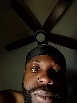 MoonlikePolicy727 online show from 01/05/26, 05:27