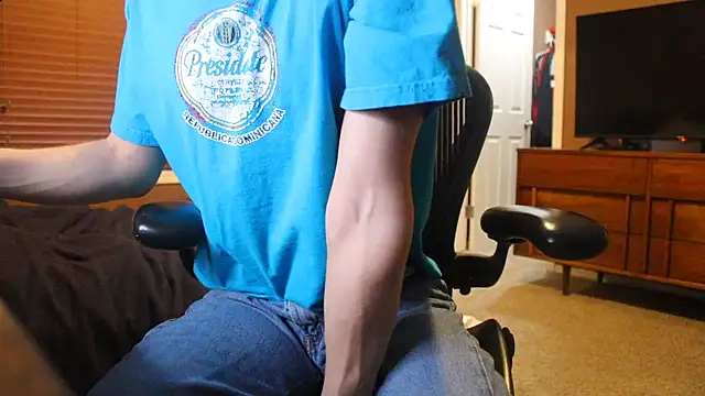 Snapshot of jjjjjfive chatting on 03/13/26, 01:01 jjjjjfive online show from 03/13/26, 01:01