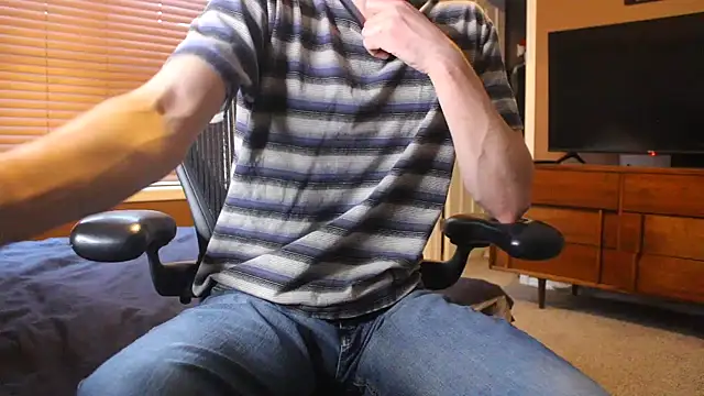 Snapshot of jjjjjfive chatting on 04/07/26, 01:50 jjjjjfive online show from 04/07/26, 01:50