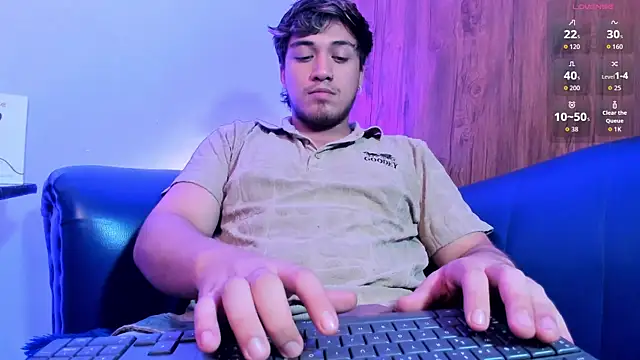 Snapshot of juanmechanic_ chatting on 05/17/26, 04:54 juanmechanic online show from 05/17/26, 04:54