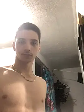 Snapshot of Lobito_00 chatting on 09/14/25, 11:15 Lobito 00 online show from 09/14/25, 11:15