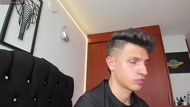 kevin ahss online show from 11/24/25, 08:52