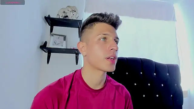 Snapshot of kevin_ahss chatting on 03/24/26, 04:56 kevin ahss online show from 03/24/26, 04:56