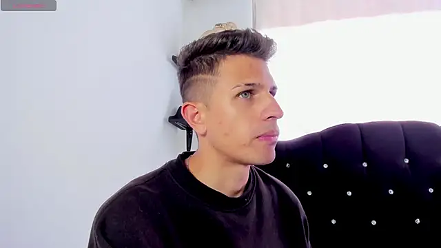 Snapshot of kevin_ahss chatting on 04/06/26, 08:10 kevin ahss online show from 04/06/26, 08:10