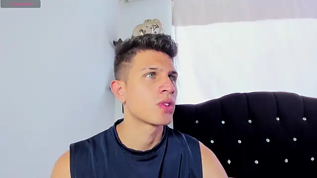 Snapshot of kevin_ahss chatting on 04/10/26, 05:17 kevin ahss online show from 04/10/26, 05:17