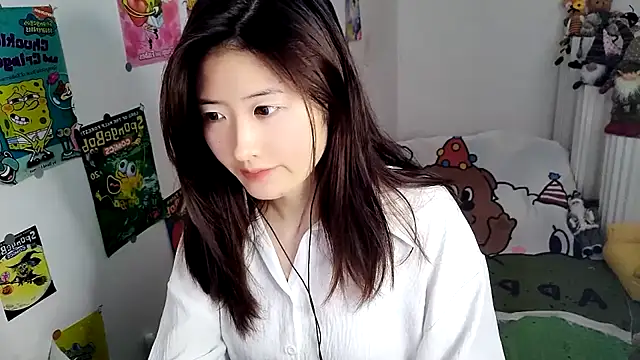 Moonlight-23 online show from 09/19/25, 07:21